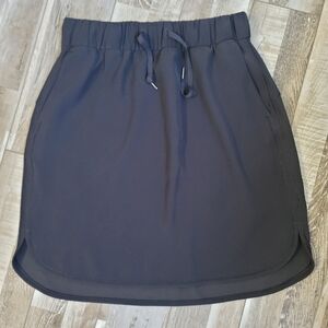 Lululemon On The Fly Black Skirt Size 8